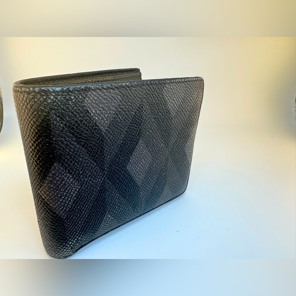 Dunhill Bifold Wallet Black Leather W Embossed Logo & Coin Pouch AUTHENTIC EUC - Picture 2 of 16